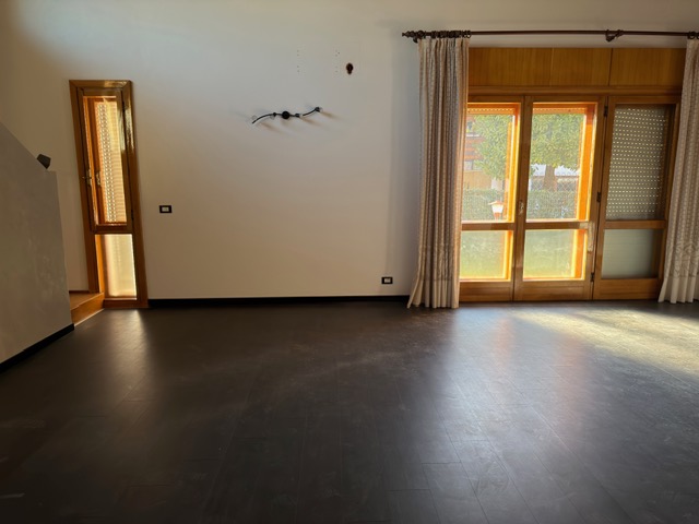 Media numero 7 di Via Basiliano - Villa indipendente su piano unico