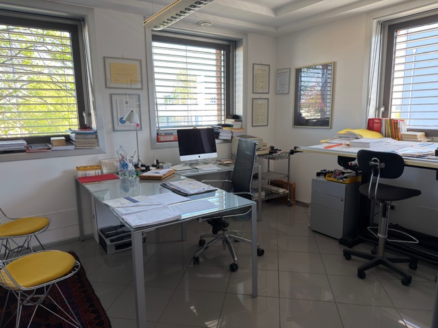 Media numero 7 di Udine nord - Ufficio