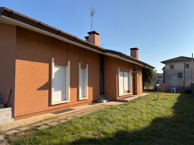 Media numero 2 di Via Basiliano - Villa indipendente su piano unico