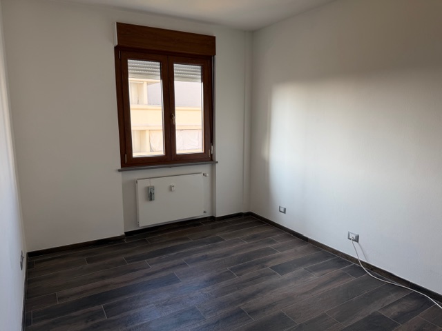 Media numero 16 di Zona Ospedale - Bicamere più studio ristrutturato