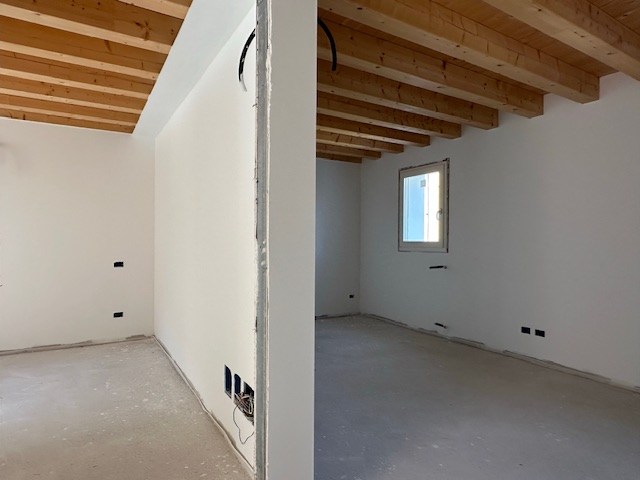 Media numero 8 di Casa in linea in Vendita a Udine