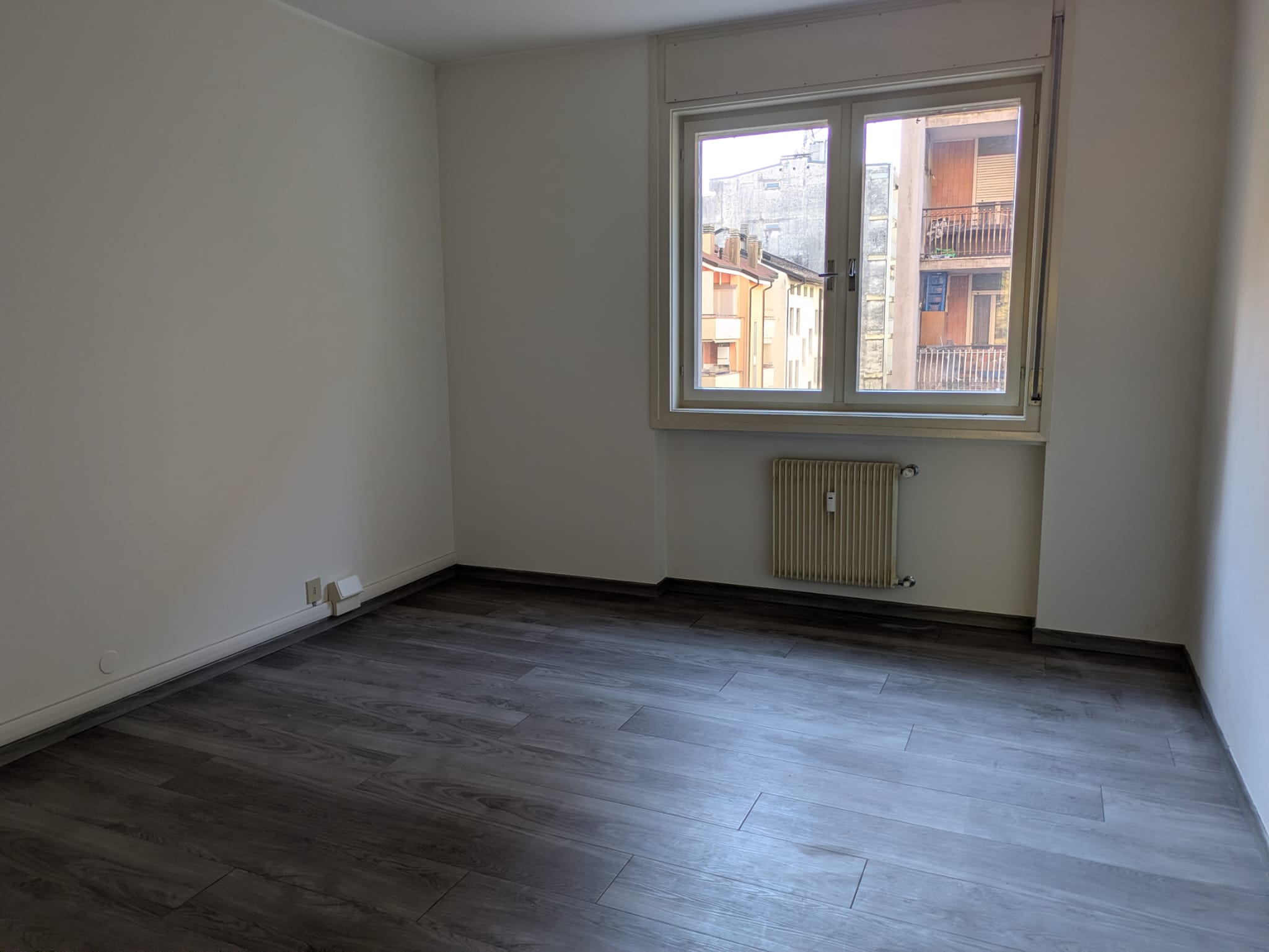 Media numero 2 di Luminoso bicamere alle porte del centro