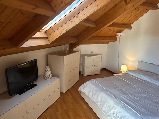 Media numero 17 di Interni via Pozzuolo - Tricamere ultimo piano