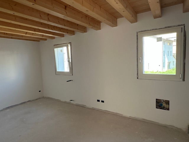 Media numero 10 di Casa in linea in Vendita a Udine