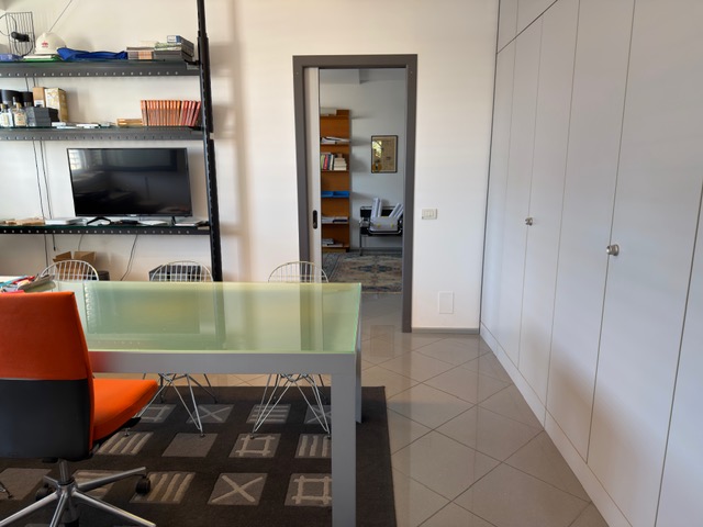 Media numero 6 di Udine nord - Ufficio