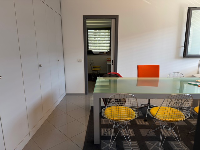 Media numero 5 di Udine nord - Ufficio