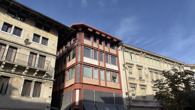 Media numero 2 di ESCLUSIVO SPAZIO IN CENTRO STORICO